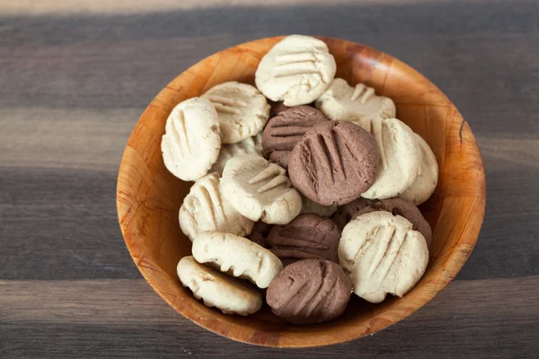 Bolo doce feito com chocolate e pudim de baunilha — Fotografia de Stock