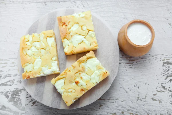 Homemade Pie With Cheese and Sour Cream — Stock Photo, Image