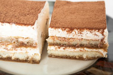 Tiramisu pasta - ev yapımı tatlı tarifi