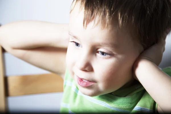 hiçbir şey duymuyorum