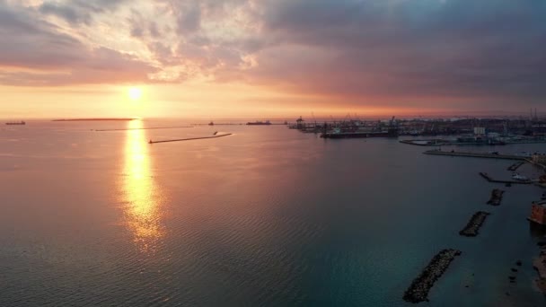 Porto Marítimo Navios Barcos Amanhecer Cidade Mar Taranto — Vídeo de Stock