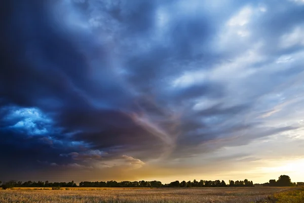 La tempesta sta arrivando. — Foto Stock