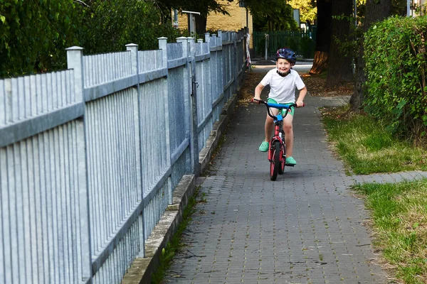 White Boy Biking Summer Time — Stock Photo, Image