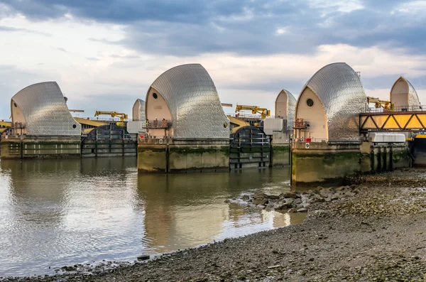 Thames barrier — Stock Photo, Image