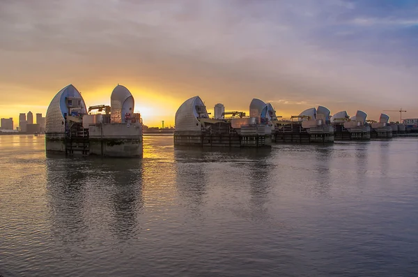 Thames bariyer — Stok fotoğraf