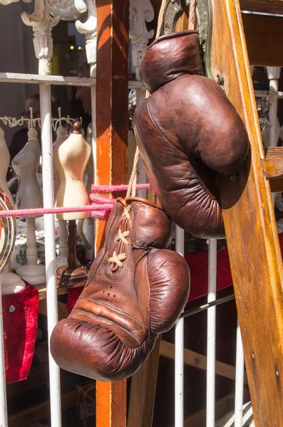 Boxing gloves — Stock Photo, Image