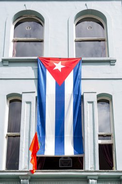Küba Cumhuriyeti bayrağı