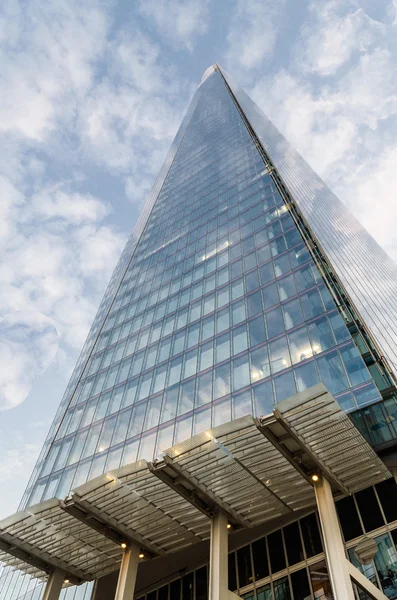 87-piętrowy wieżowiec w Southwark — Zdjęcie stockowe