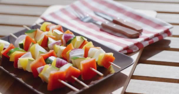 Verduras deliciosas en palos — Vídeos de Stock