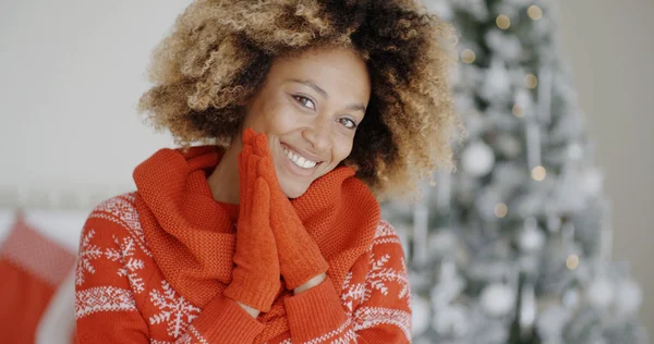 Kvinna i vinter mode — Stockfoto