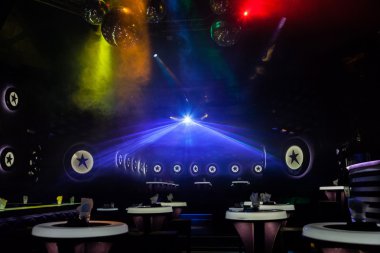 Disko ışık gösterisi, sahne ışıkları