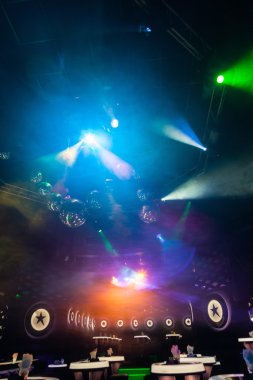Disko ışık gösterisi, sahne ışıkları