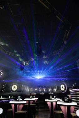 Disko ışık gösterisi, sahne ışıkları