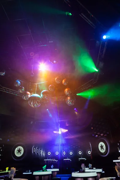Disko ışık gösterisi, sahne ışıkları — Stok fotoğraf
