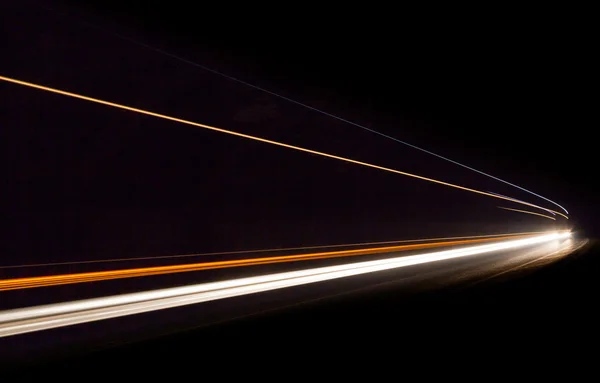 Rutas de luz de coche en el túnel . —  Fotos de Stock