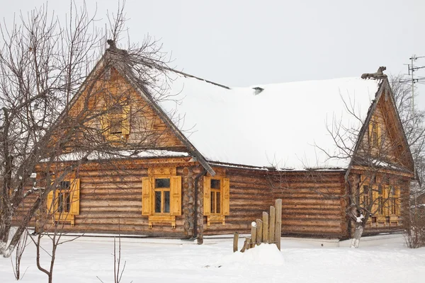 Дом В Деревне Зимой Фото