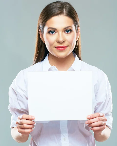 Vrouw met omhoog teken boord — Stockfoto