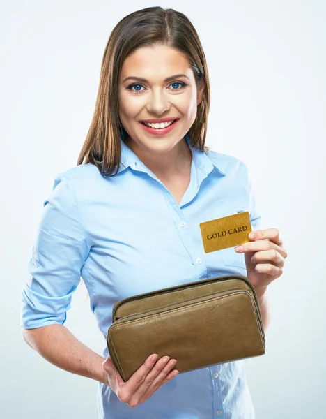 Menina feliz segurando cartão de crédito — Fotografia de Stock