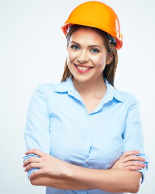 gülümseyen kadın mimar