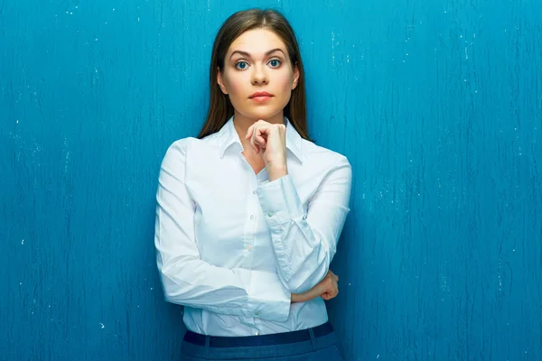 Empresária bem sucedida posando — Fotografia de Stock