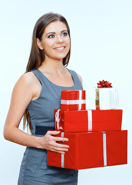 Mujer de negocios sosteniendo regalos — Foto de Stock