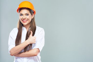 güzel gülümseyen mimar