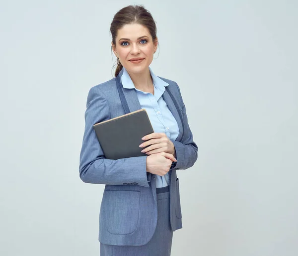 Contable Sonriente Mujer Negocios Sosteniendo Libro Retrato Estudio Aislado —  Fotos de Stock