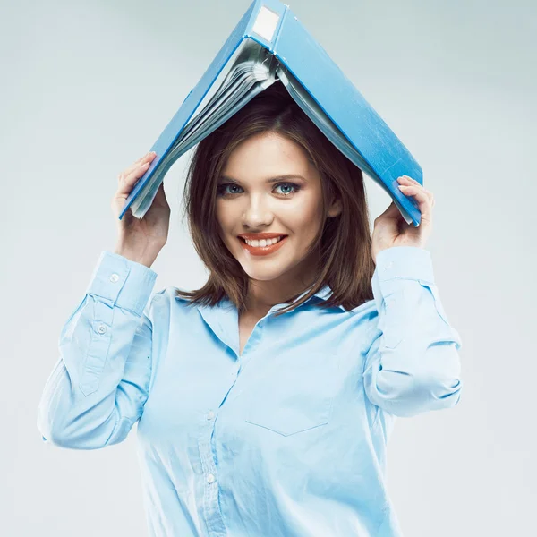 Funny chica trabajadora de oficina con carpeta de papel — Foto de Stock