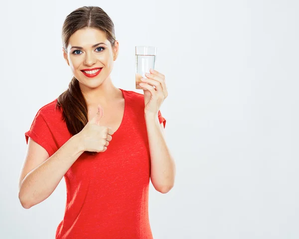 Donna tenere bicchiere d'acqua — Foto Stock