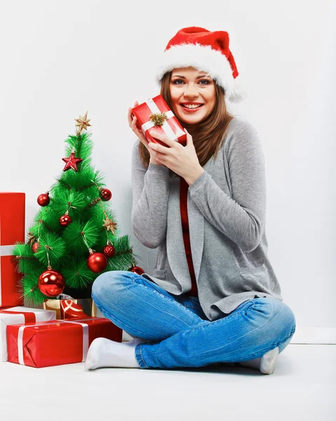 Santa flicka med julklapp — Stockfoto