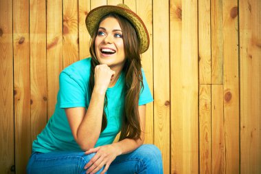 Ülke stil kadın şapkalı