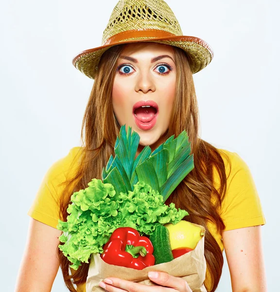 Mujer con comida verde vegana — Foto de Stock