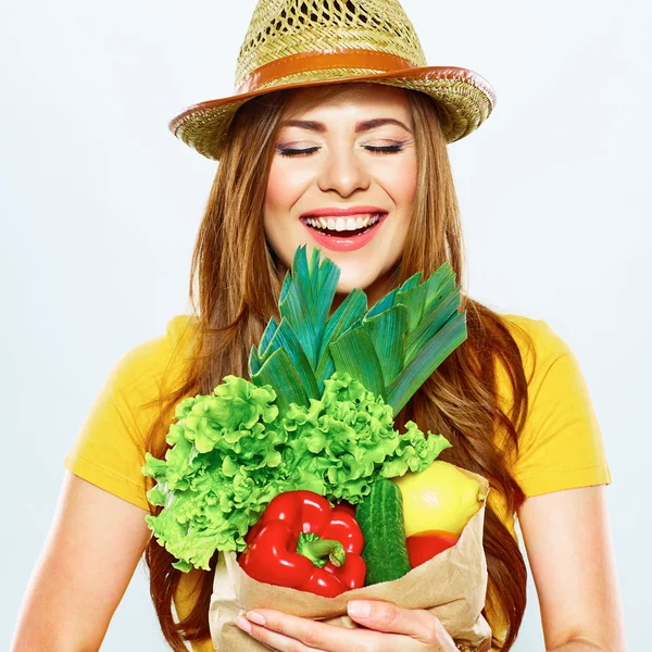 Hermosa mujer con verduras — Foto de Stock