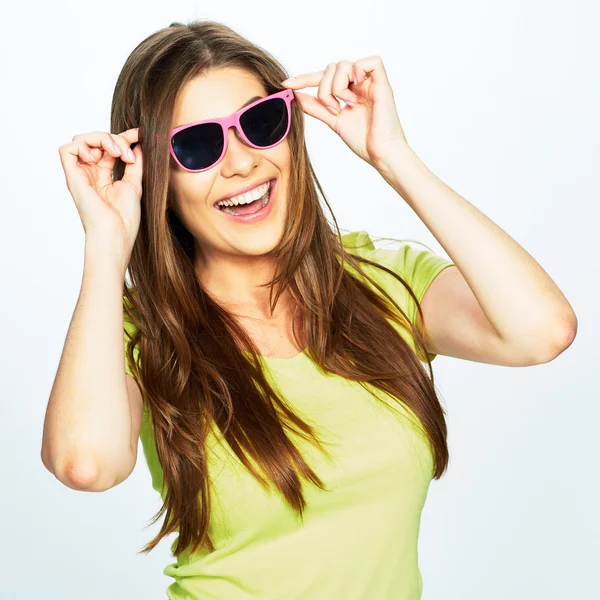 Mujer con gafas de sol rosas — Foto de Stock