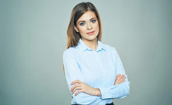 Zakenvrouw met gekruiste armen — Stockfoto