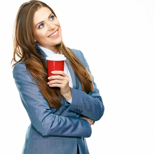 Empresária com xícara de café vermelho — Fotografia de Stock