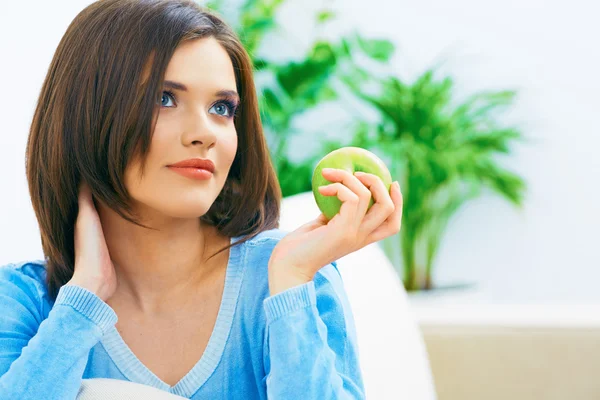 Beautiful girl with green apple — Stock Photo, Image