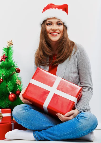 Santa chica con regalo de Navidad — Foto de Stock