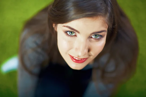 若い女性の美しい顔 — ストック写真