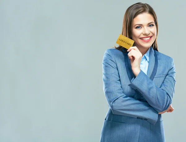 Businesswoman holds credit card — Stock Photo, Image