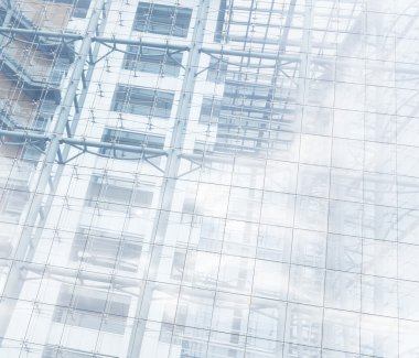 Modern yüksek katlı cam cephe ile bina