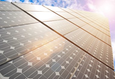 Güneş enerjisi panelleri bir dizi