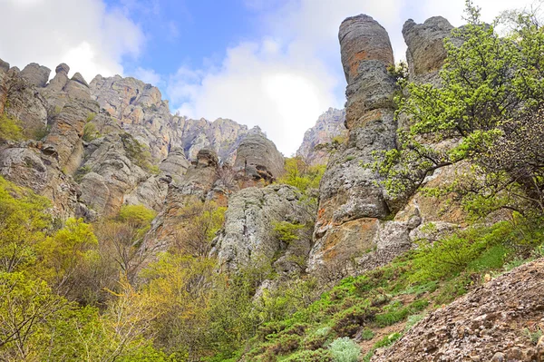 Ontsluitingen op de berg demerdzhi — Stockfoto