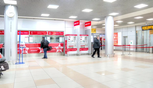 Cashdesks de aeroexpress están en el aeropuerto de Sheremetyevo — Foto de Stock