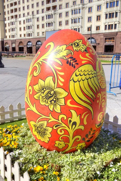 Moscú. Plaza del Teatro. Huevo de Pascua — Foto de Stock