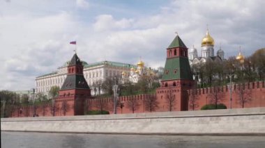 Moskova. Kremlin kuleleri