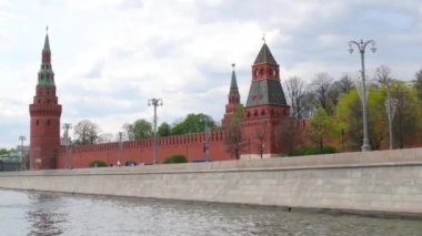 Moskova. Kremlin kuleleri