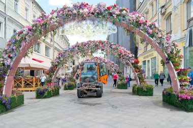 Moskova. Kuznetsky çoğu sokak