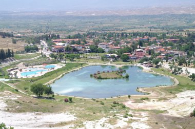 Türkiye. Pamukkale jeotermal kaynak