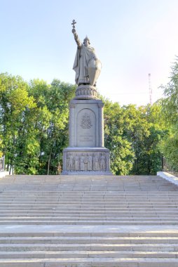 Belgorod. Vladimir Sviatoslavich büyük anıt